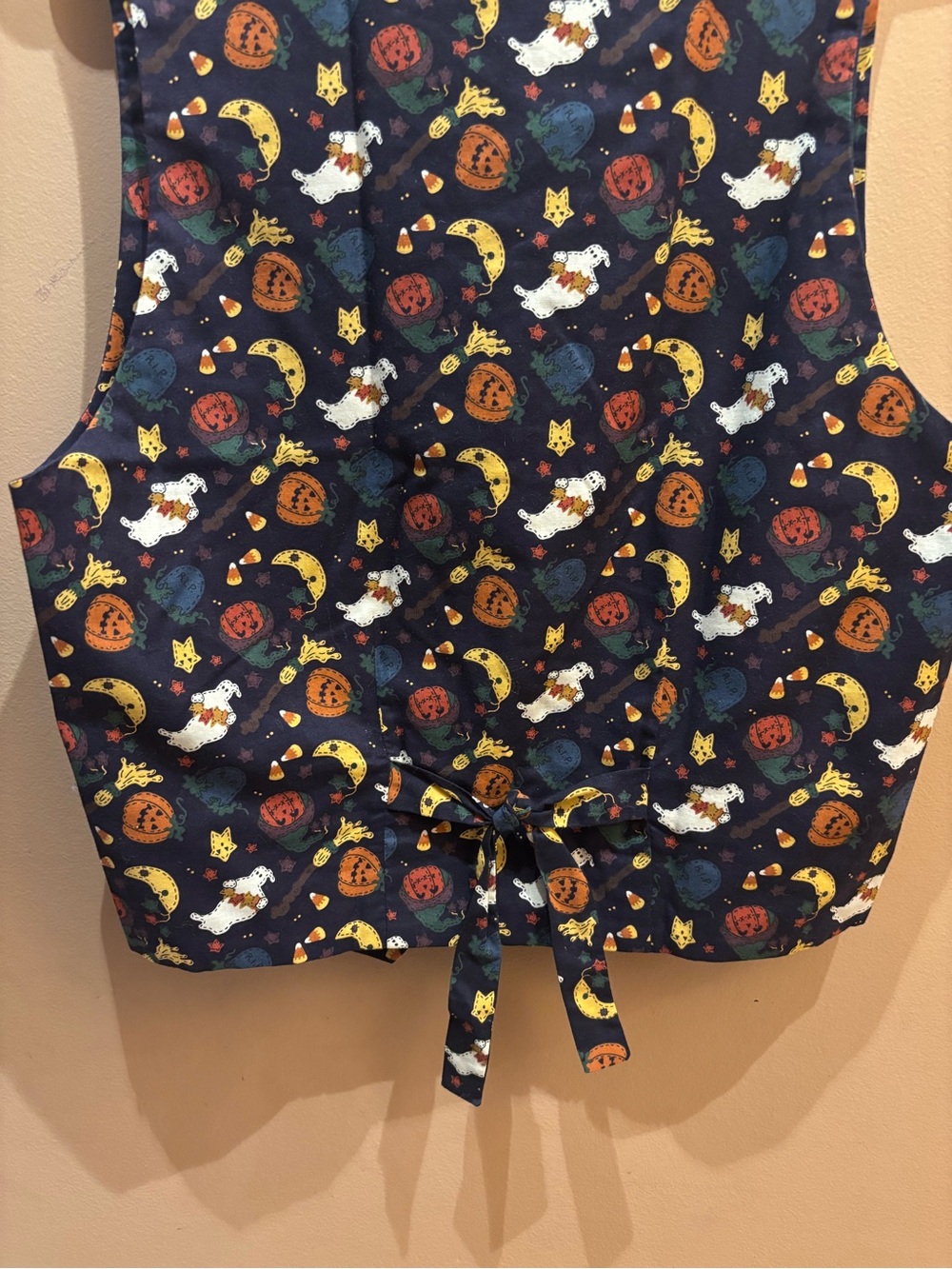Halloween Vest with Pumpkin Buttons Measurements PTP 18 - Picture 4 of 9